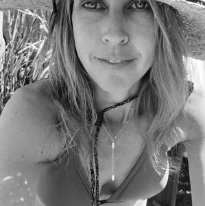 Meet your Posher, Angelique